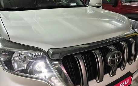 Toyota Land Cruiser Prado 150 рестайлинг 2, 2017 год, 4 300 000 рублей, 5 фотография