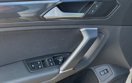 Volkswagen Tiguan II, 2017 год, 2 800 000 рублей, 9 фотография