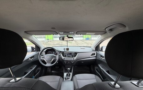 Hyundai Solaris II рестайлинг, 2017 год, 1 400 000 рублей, 10 фотография