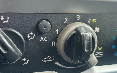 Renault Sandero I, 2012 год, 569 000 рублей, 14 фотография