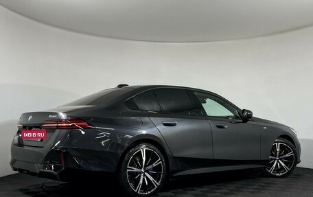 BMW 5 серия, 2024 год, 9 000 000 рублей, 2 фотография