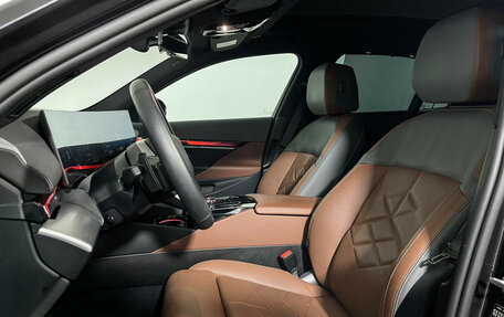 BMW 5 серия, 2024 год, 9 000 000 рублей, 16 фотография