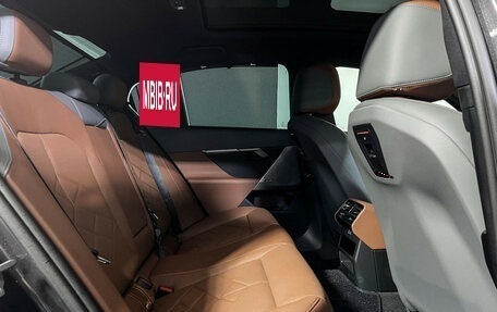 BMW 5 серия, 2024 год, 9 000 000 рублей, 14 фотография