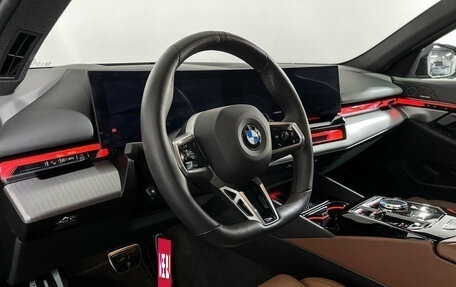 BMW 5 серия, 2024 год, 9 000 000 рублей, 12 фотография