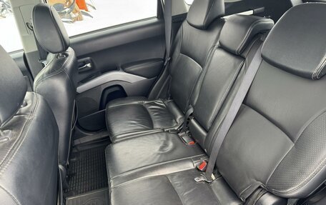 Mitsubishi Outlander III рестайлинг 3, 2008 год, 1 099 000 рублей, 11 фотография