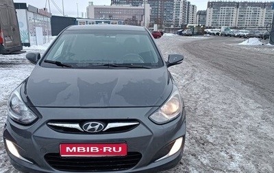 Hyundai Solaris II рестайлинг, 2011 год, 650 000 рублей, 1 фотография