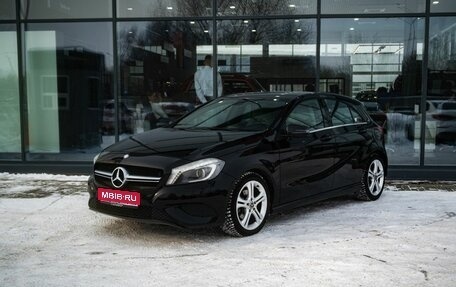 Mercedes-Benz A-Класс, 2013 год, 1 400 000 рублей, 1 фотография