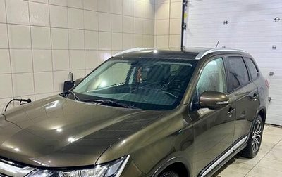 Mitsubishi Outlander III рестайлинг 3, 2015 год, 1 600 000 рублей, 1 фотография