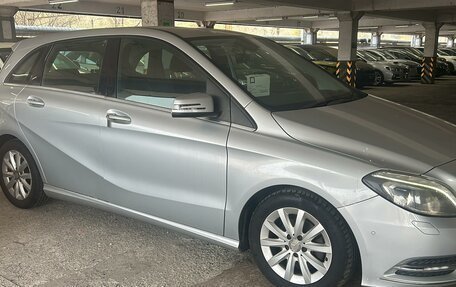 Mercedes-Benz B-Класс, 2014 год, 1 420 000 рублей, 3 фотография