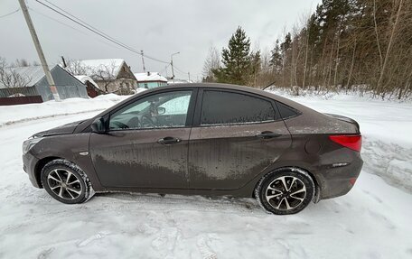 Hyundai Solaris II рестайлинг, 2014 год, 750 000 рублей, 5 фотография