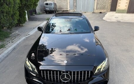 Mercedes-Benz E-Класс, 2018 год, 2 680 000 рублей, 9 фотография