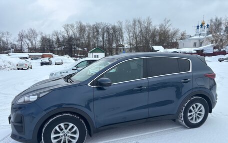 KIA Sportage IV рестайлинг, 2021 год, 2 400 000 рублей, 2 фотография