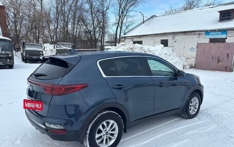 KIA Sportage IV рестайлинг, 2021 год, 2 400 000 рублей, 5 фотография