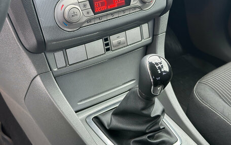 Ford Focus II рестайлинг, 2011 год, 590 000 рублей, 13 фотография