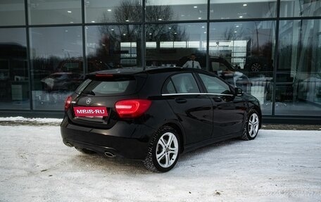 Mercedes-Benz A-Класс, 2013 год, 1 400 000 рублей, 2 фотография