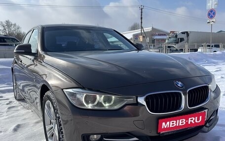 BMW 3 серия, 2013 год, 1 600 000 рублей, 23 фотография
