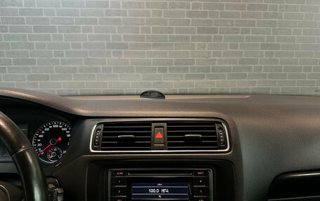 Volkswagen Jetta VI, 2013 год, 1 070 000 рублей, 12 фотография