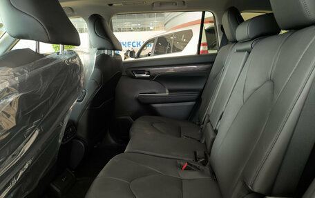 Toyota Highlander, 2026 год, 6 050 000 рублей, 12 фотография