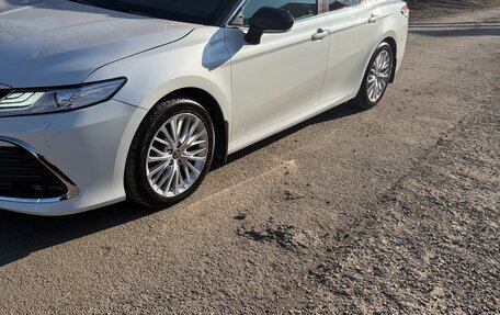 Toyota Camry, 2018 год, 2 500 000 рублей, 6 фотография