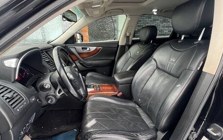 Infiniti FX II, 2011 год, 1 750 000 рублей, 16 фотография