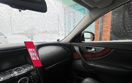 Infiniti FX II, 2011 год, 1 750 000 рублей, 21 фотография