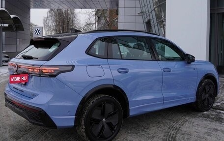 Volkswagen Tiguan II, 2024 год, 4 650 000 рублей, 4 фотография