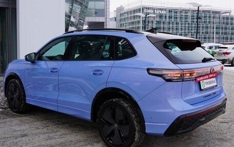 Volkswagen Tiguan II, 2024 год, 4 650 000 рублей, 6 фотография