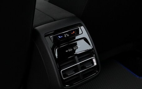 Volkswagen Tiguan II, 2024 год, 4 650 000 рублей, 32 фотография