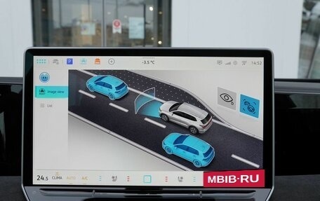 Volkswagen Tiguan II, 2024 год, 4 650 000 рублей, 25 фотография