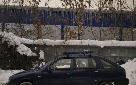 ИЖ 2126 «Ода», 2004 год, 180 000 рублей, 2 фотография