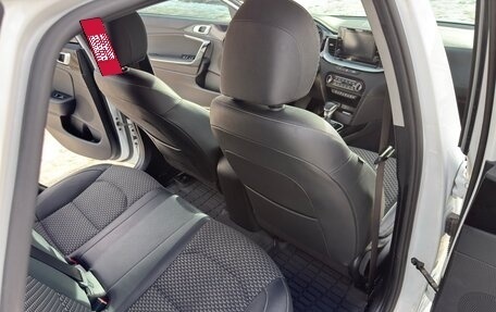 KIA cee'd III, 2022 год, 2 200 000 рублей, 29 фотография