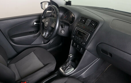 Volkswagen Polo VI (EU Market), 2013 год, 949 000 рублей, 12 фотография