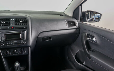 Volkswagen Polo VI (EU Market), 2013 год, 949 000 рублей, 15 фотография