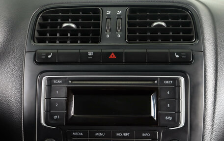 Volkswagen Polo VI (EU Market), 2013 год, 949 000 рублей, 17 фотография