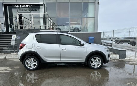 Renault Sandero II рестайлинг, 2015 год, 980 000 рублей, 4 фотография