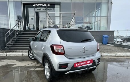 Renault Sandero II рестайлинг, 2015 год, 980 000 рублей, 7 фотография