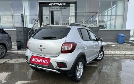 Renault Sandero II рестайлинг, 2015 год, 980 000 рублей, 5 фотография