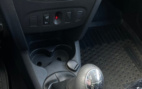 Renault Sandero II рестайлинг, 2016 год, 1 200 000 рублей, 20 фотография