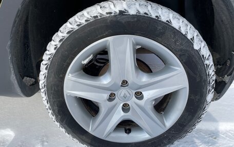 Renault Sandero II рестайлинг, 2016 год, 1 200 000 рублей, 37 фотография