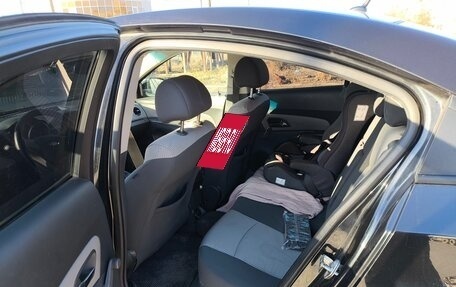 Chevrolet Cruze II, 2010 год, 550 000 рублей, 6 фотография