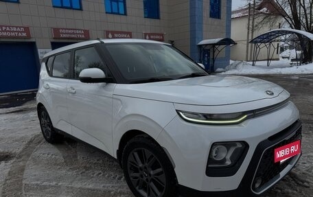 KIA Soul III, 2020 год, 1 700 000 рублей, 2 фотография