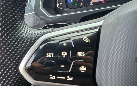 Volkswagen Tiguan II, 2021 год, 3 599 000 рублей, 11 фотография