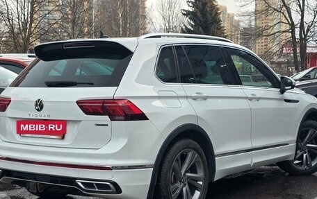 Volkswagen Tiguan II, 2021 год, 3 599 000 рублей, 3 фотография