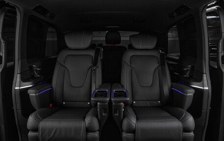 Mercedes-Benz V-Класс, 2024 год, 13 998 000 рублей, 32 фотография