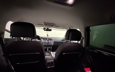 Volkswagen Tiguan II, 2017 год, 1 900 000 рублей, 1 фотография