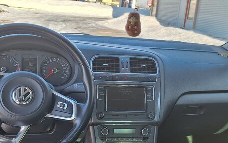 Volkswagen Polo VI (EU Market), 2018 год, 1 400 000 рублей, 4 фотография