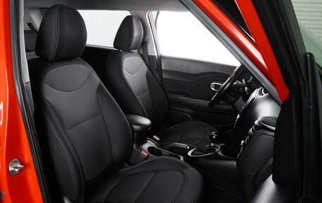 KIA Soul II рестайлинг, 2018 год, 1 589 000 рублей, 8 фотография