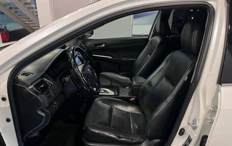 Toyota Camry, 2014 год, 1 991 000 рублей, 5 фотография