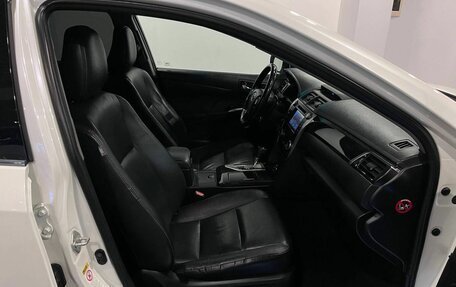 Toyota Camry, 2014 год, 1 991 000 рублей, 15 фотография