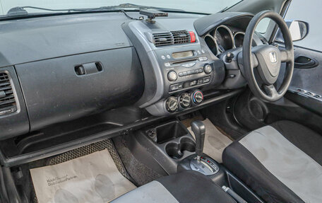 Honda Fit III, 2003 год, 379 000 рублей, 13 фотография